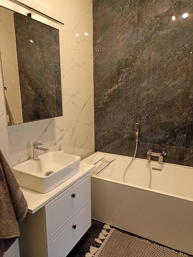 Apartament mieszkanie w bloku 58m2 Zamienie 0*,